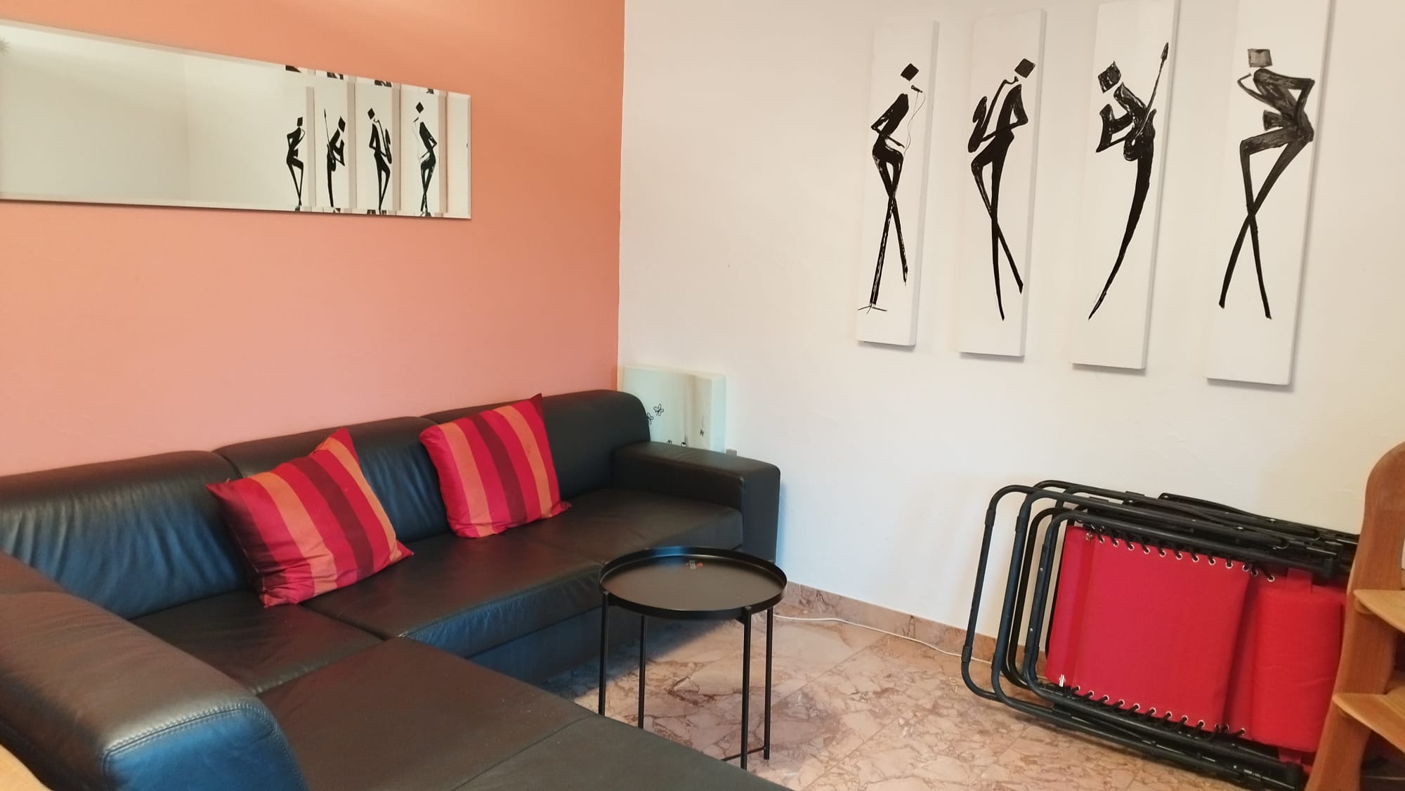 TV Sofa - Wohnzimmer UG